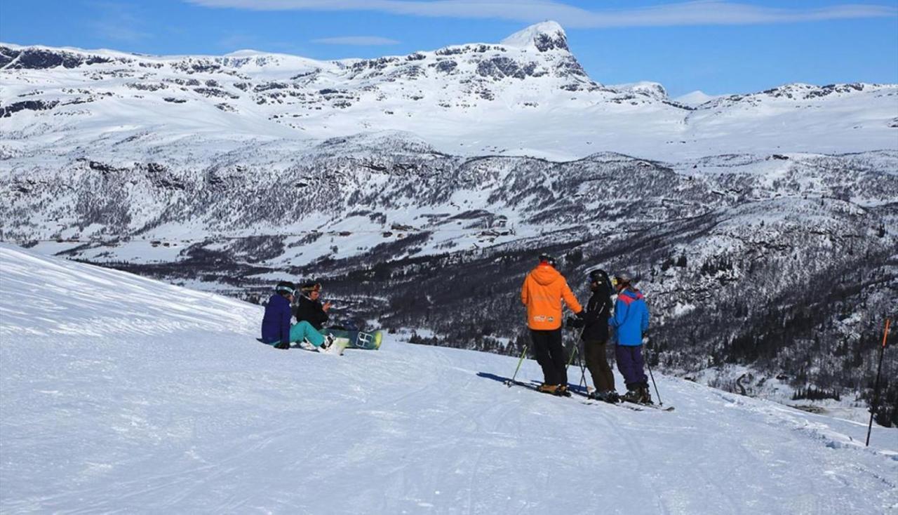 Leilighet Beitostolen Sentrum, Terrasse Og Innendors Parkering Екстериор снимка